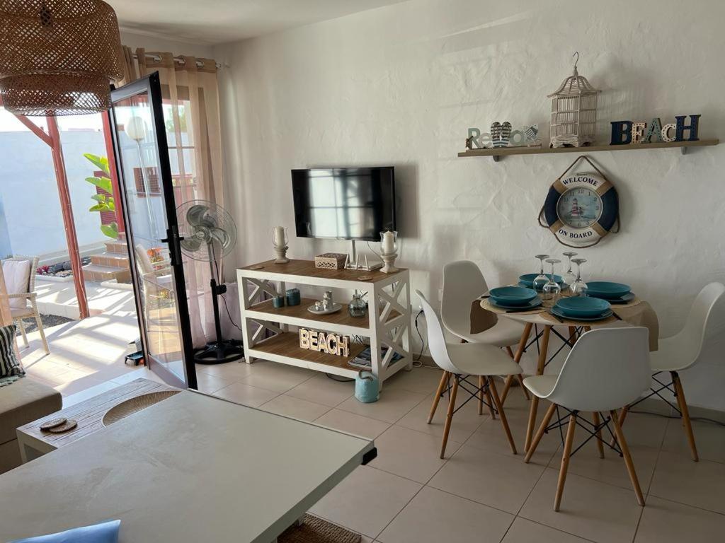Caleta Sun Beach 64 Apartment Caleta De Fuste Exterior photo